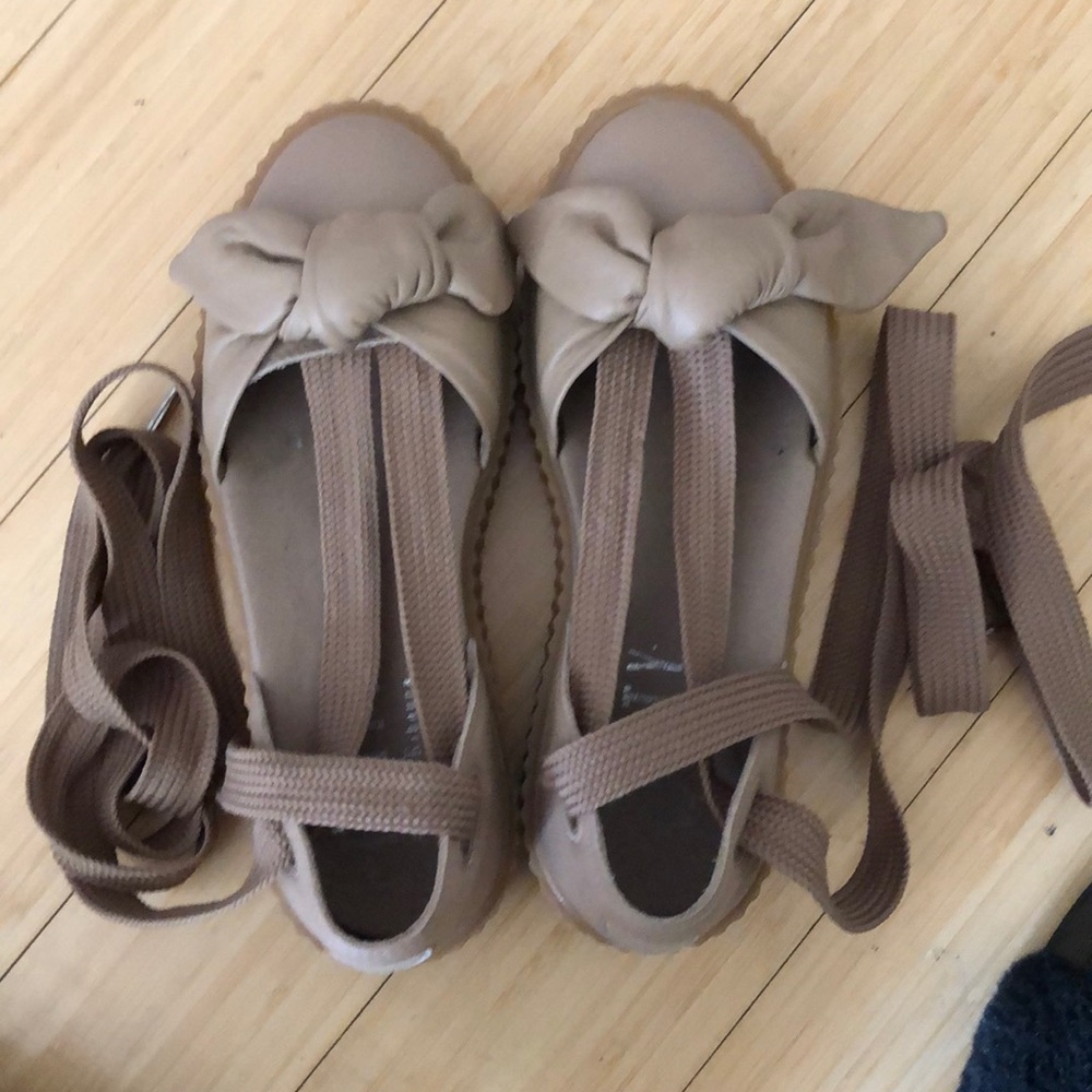 Fenty lace up shoes